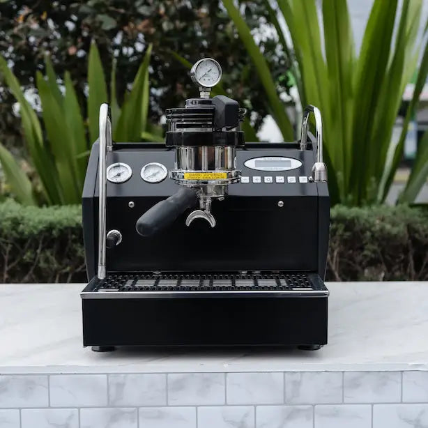 Buy Brand New Custom Jet Black La Marzocco Gs3 Mp Home Coffee Buy Brand New Custom Jet Black La Marzocco Gs3 Mp Home Coffee