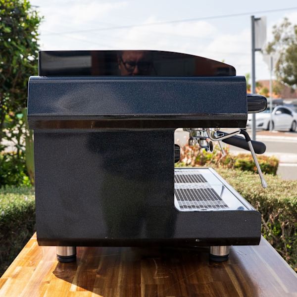 Astoria Tanya 2 Group Black – Pre Loved – Barely Used in Acai Shop