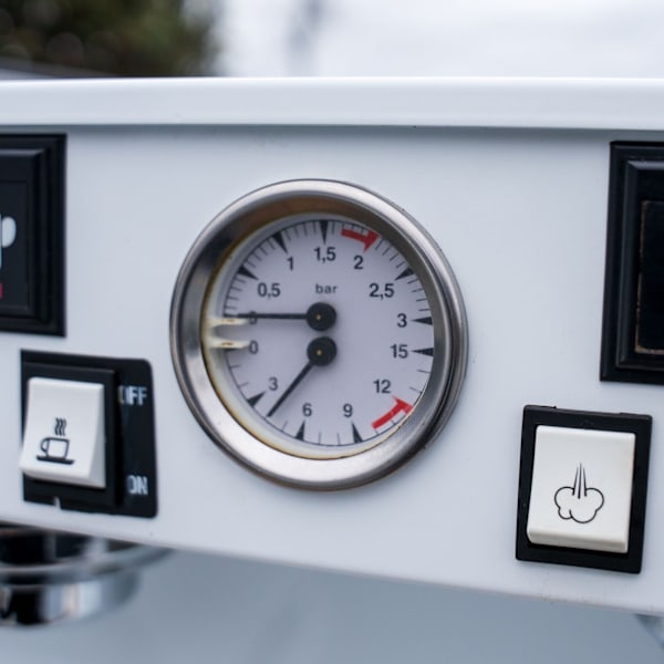 Fully Refurbished 2 Group La Marzocco Linea Av White