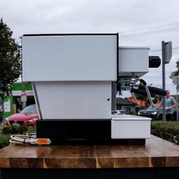 Fully Refurbished 2 Group La Marzocco Linea Av White