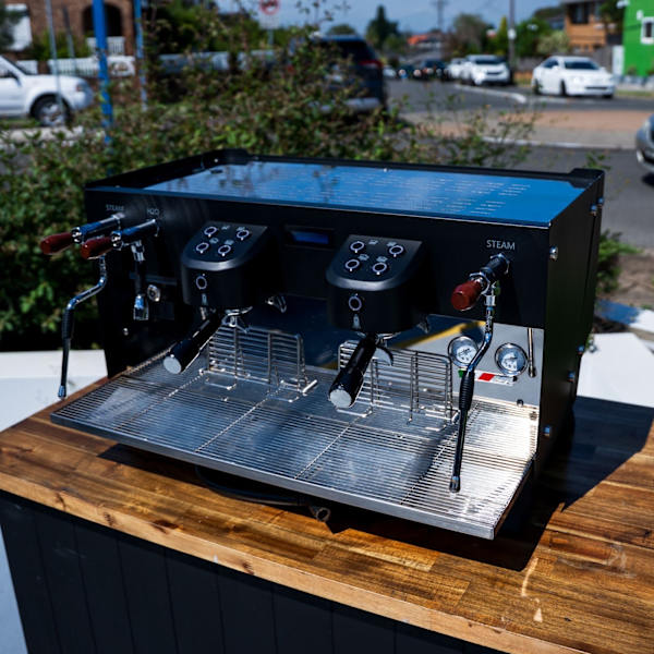 Carimali Glow 2 Group Black Ex Demo 6 Weeks Old