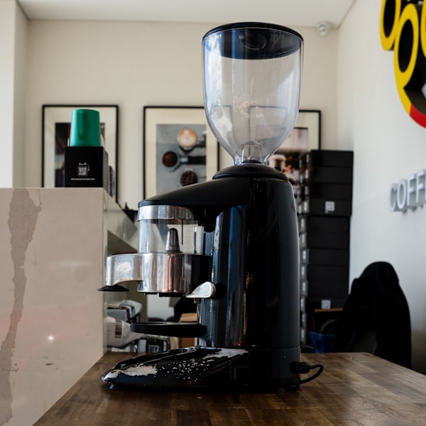 Pre Owned Compak K6 Grinder With Front Tamp