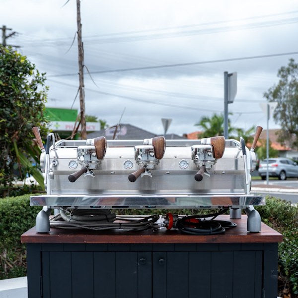 Pre Loved Slayer Espresso 3 Group – Custom White – Excellent Condition