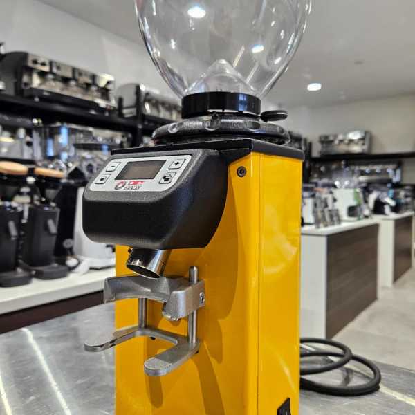 Used Electric Dip Dk65 On Demand Digital Grinder In Yellow