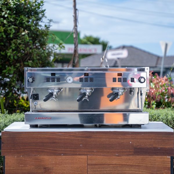 AS-NEW CUSTOM LA MARZOCCO LINEA S 3 GROUP GLOSS WHITE 9 WEEKS OLD