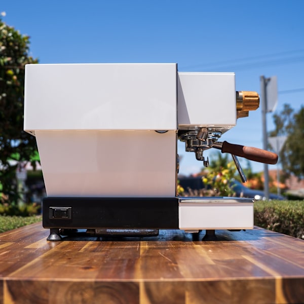 Pre Loved Custom La Marzocco Linea Mini In White & Timber Kit