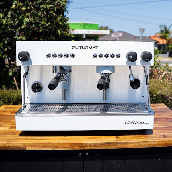 Ex-Rental Ottima 2.0 Coffee Machine – White