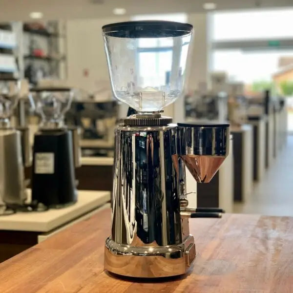 As New Ex Demo ECM Titan Coffee Bean Espresso Barista