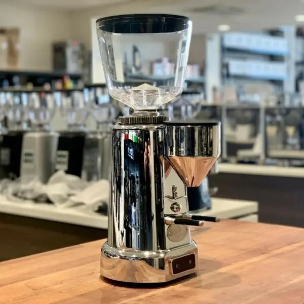 As New Ex Demo ECM Titan Coffee Bean Espresso Barista