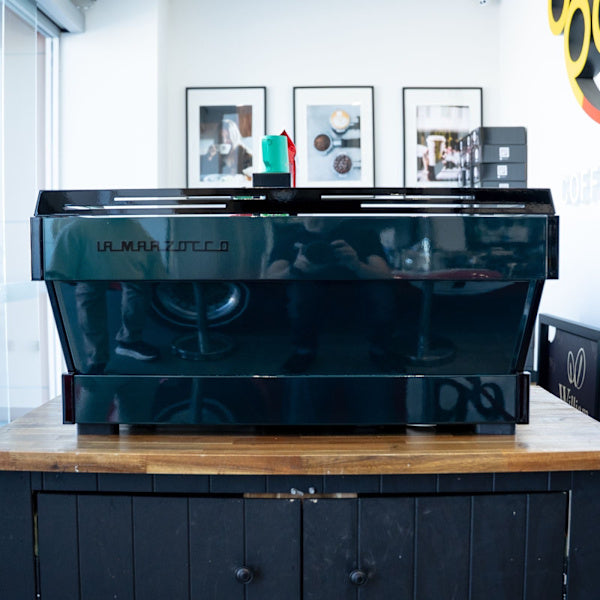 Pre-Loved La Marzocco Linea PB 3 Group Custom White Pre-loved La Marz