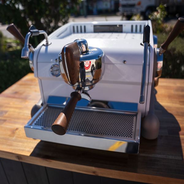 Ex Display Demo Slayer V4 Custom Satin White As New