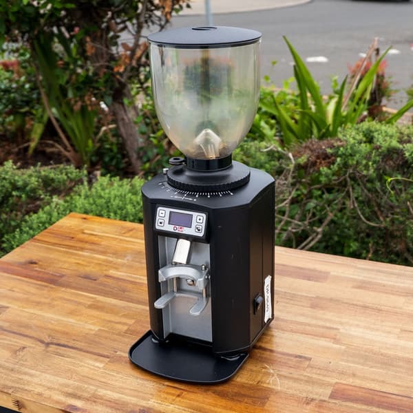 DIP DS-68 Electronic On Demand Espresso Coffee Grinder V2