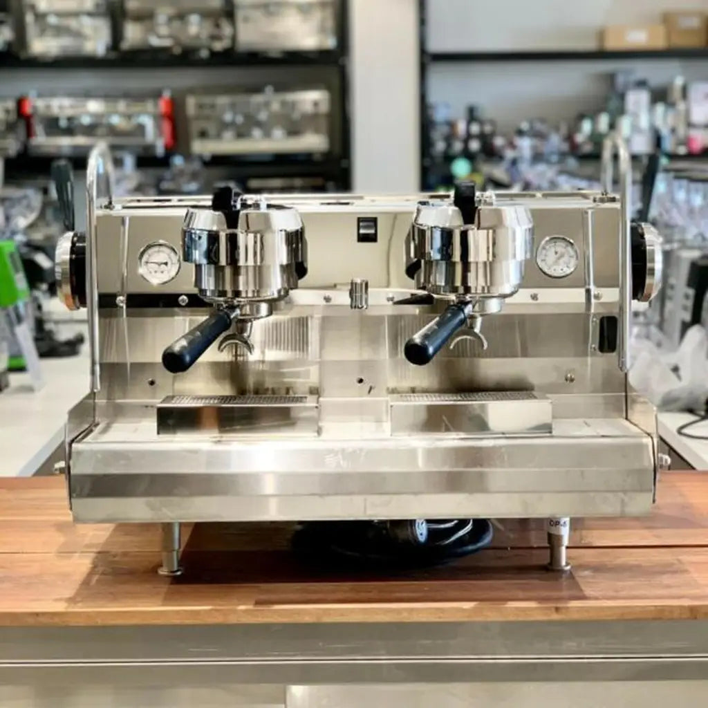 Beautiful 2 Group Synesso Cyncra Commercial Coffee Machine