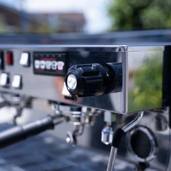 Immaculate Pre Owned La Marzocco Linea AV COMMERCIAL COFFEE MACHINE