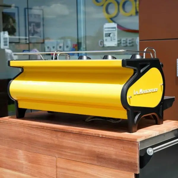 La Marzocco Strada AV ABR 3 Group Yellow – Di Pacci USA La Marzocco Strada AV ABR 3 Group Yellow – Di Pacci USA