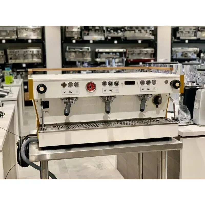 Buy Ex Demo As New Immaculate 3 Group La Marzocco Pb Abr Coffee Usa