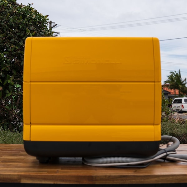 Pre Loved Nuova Simonelli Appia II 2 Group – 10 Amp – Tall Cup – Custo