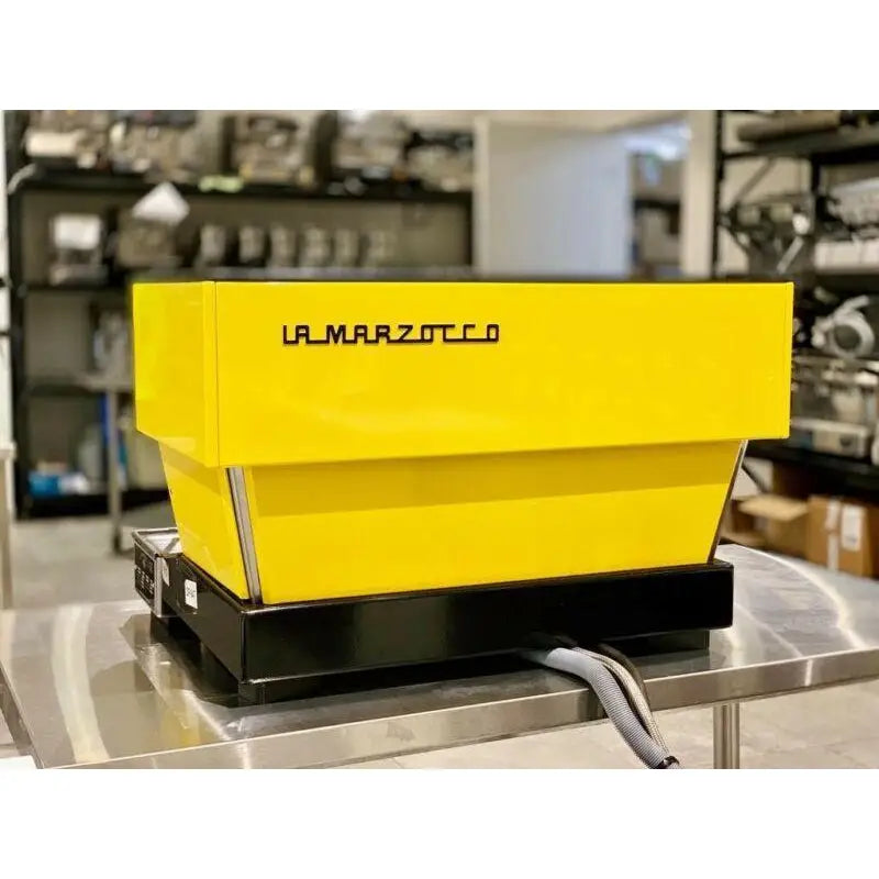 Immaculate 2 Group La Marzocco Linea AV High Cup Coffee