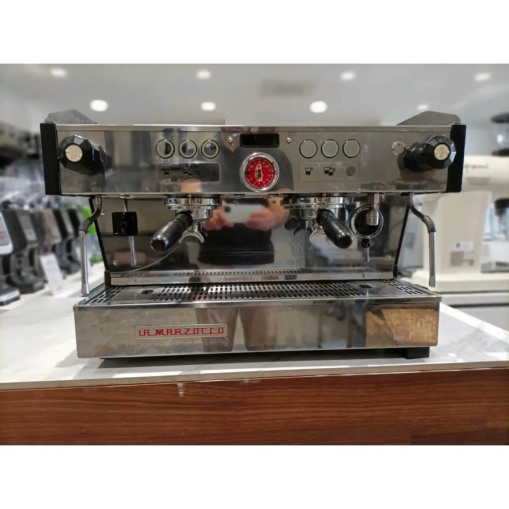 Incredible Fully Serviced La Marzocco Linea PB 2 Group