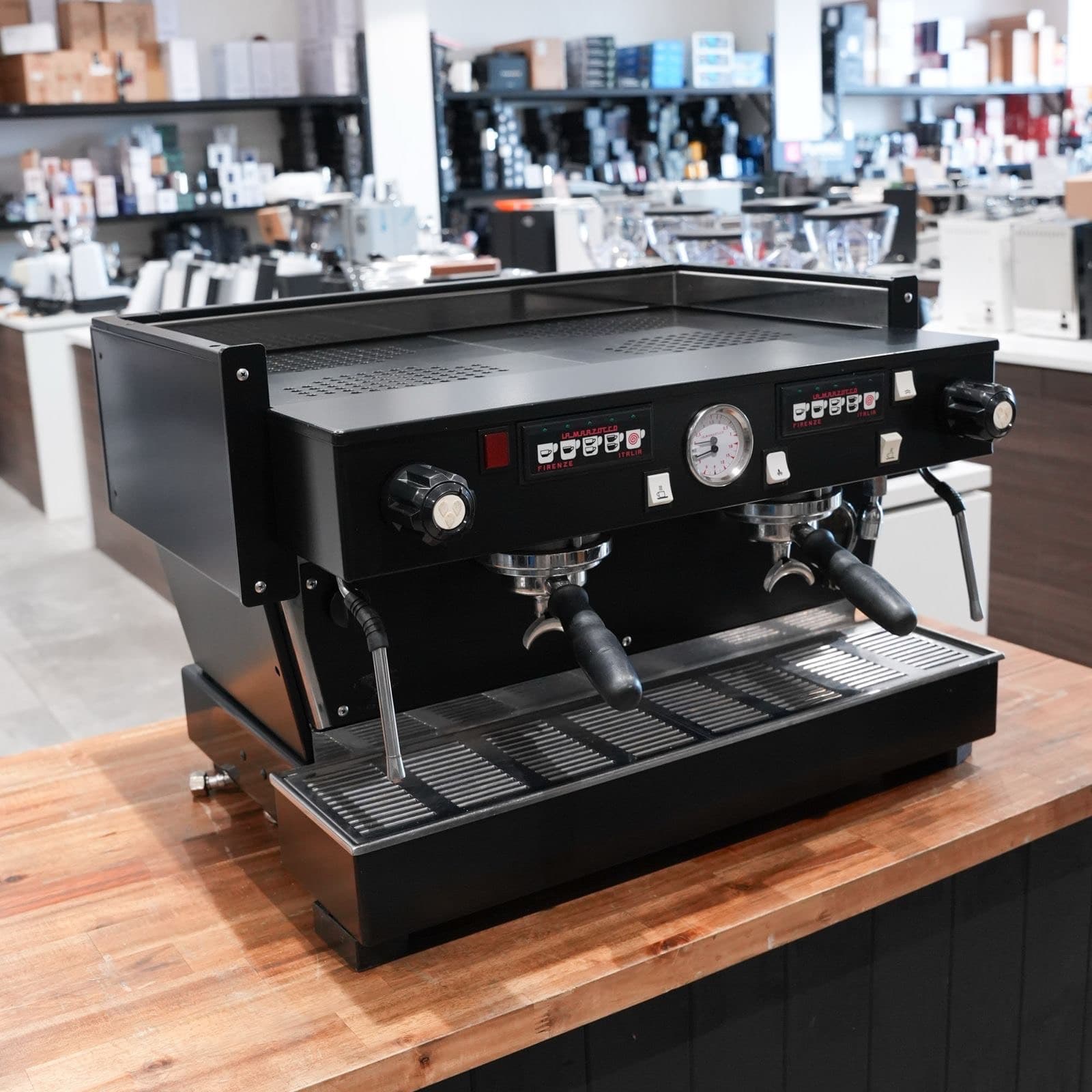 Pre-Loved La Marzocco Linea AV 2 Group Stealth Black Coffee Machine