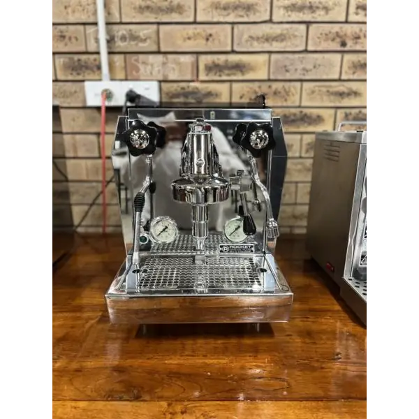 Pre Owned Rocket Giotto Rotary Plumbable or Tank Coffee