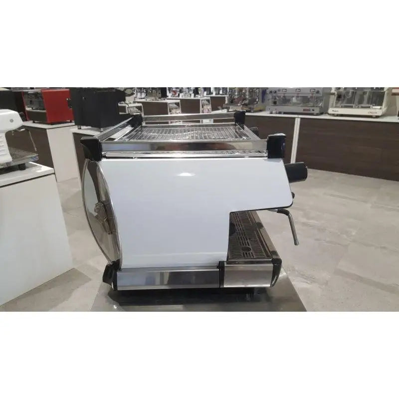 Pre-Owned WHITE 2 Group La Marzocco GB5 Commercial Coffee