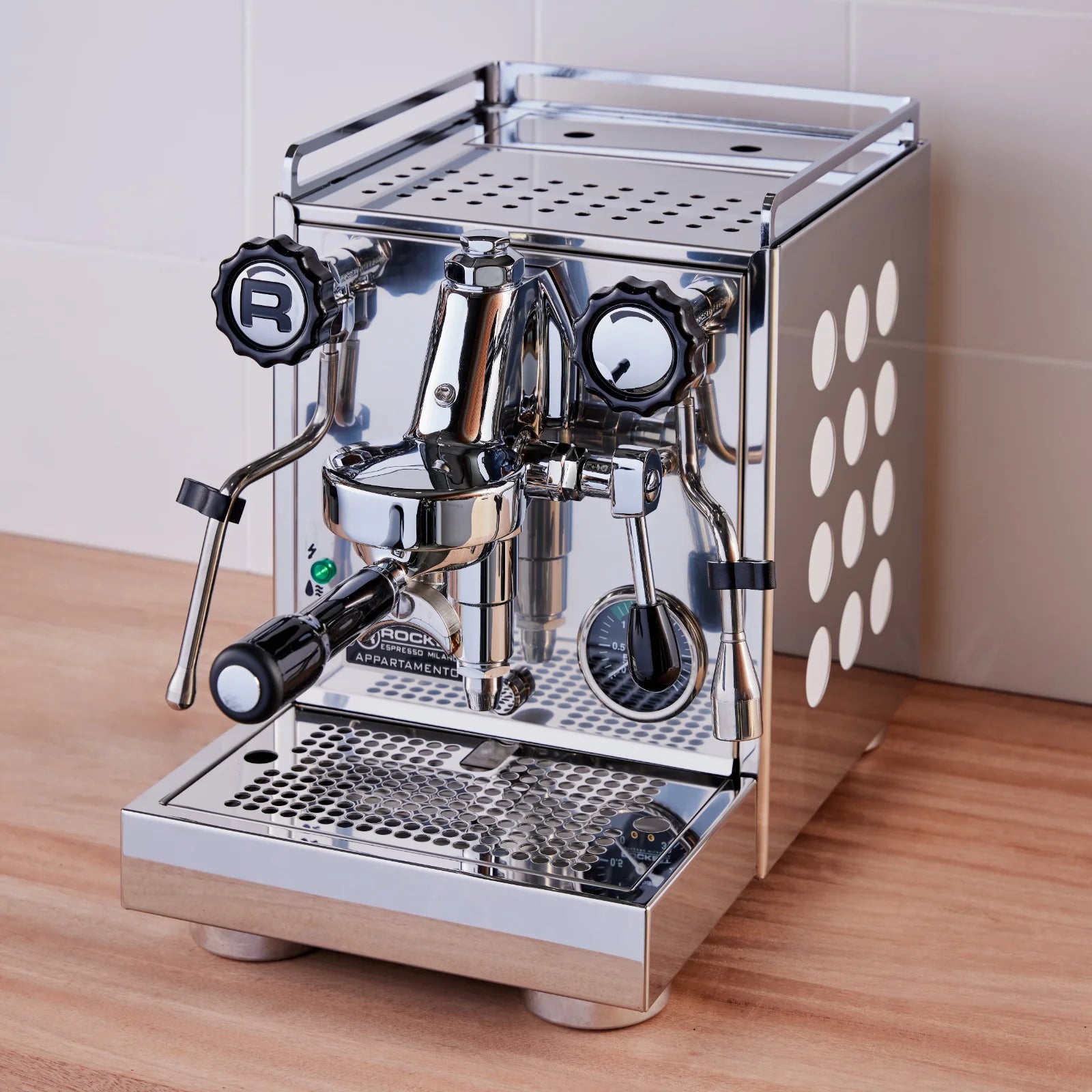Rocket Appartamento OG espresso machine detail view