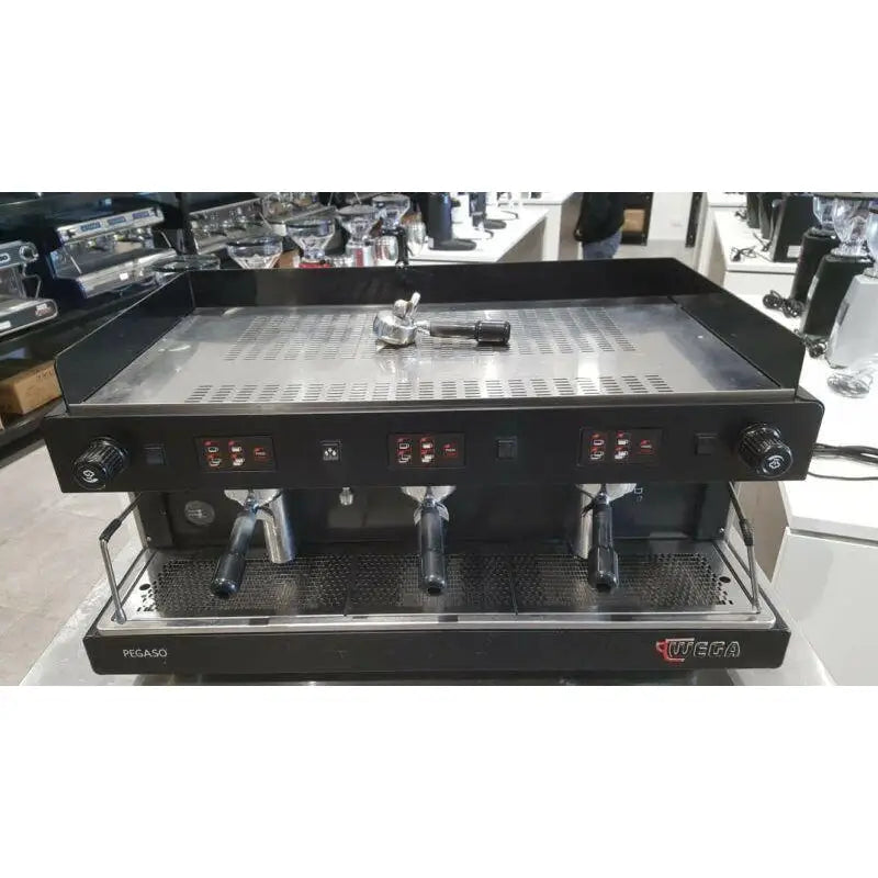 Buy Second Hand 3 Group Wega Pegaso High Cup Commercial Coffee Machine Usa Di Pacci