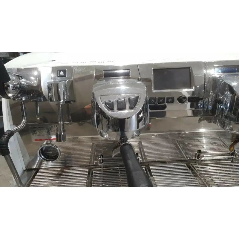 Used 3 Group Black Eagle GRAVERMETRIC Commercial Coffee